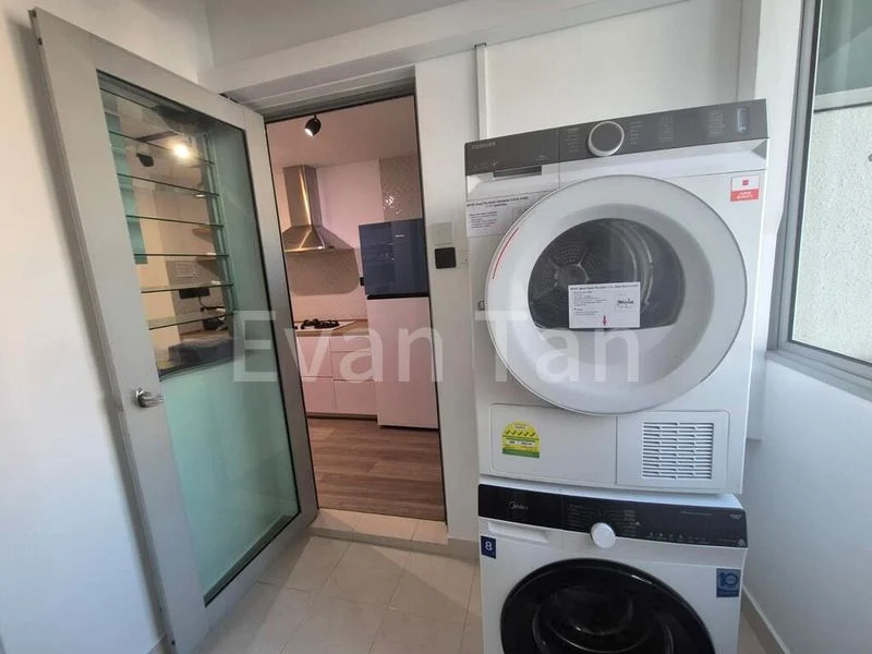 6 Bed Executive Condo for Rent in Whitewater - Image 5