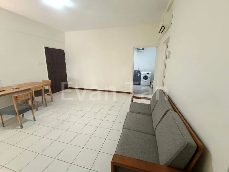 Common Room (Condo) for Rent in The Riverwalk / Riverwalk Apartments - Image 4