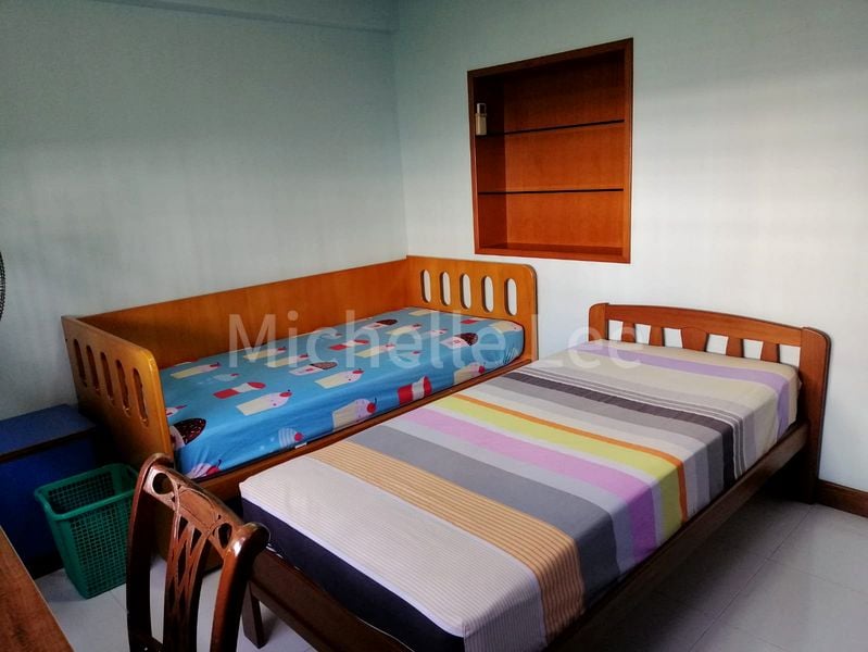 Common Room (HDB) for Rent in 618 Ang Mo Kio Avenue 4 - Image 2