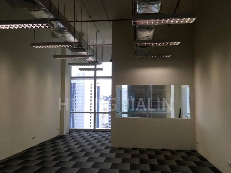 Office for Rent: SBF Center - Image 14