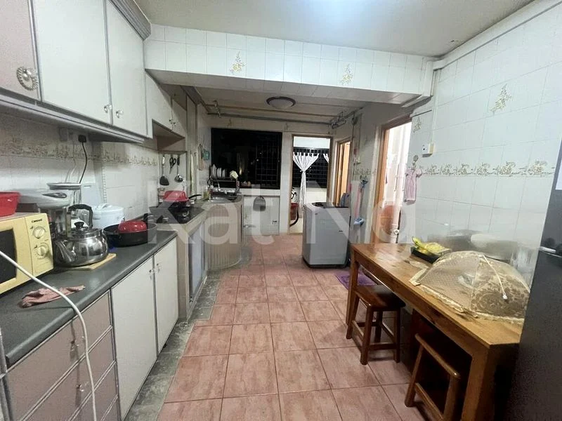 3 Room (3I) HDB for Sale in  57 Geylang Bahru - Image 4