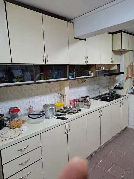 3 Room (3I) HDB for Rent in  4 Marine Terrace - Image 2