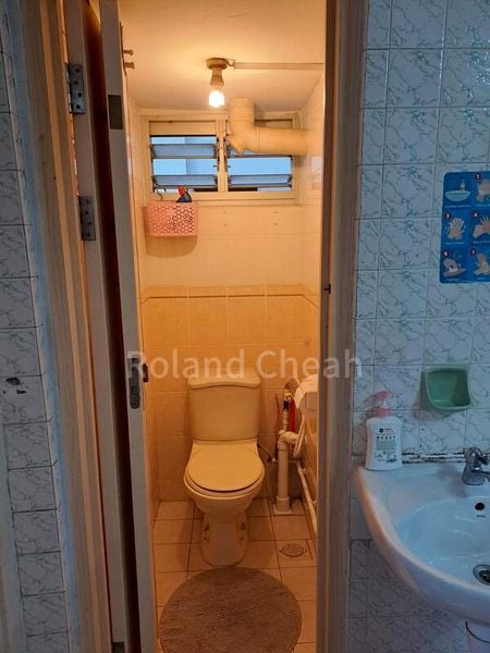3 Room (3I) HDB for Rent in  4 Marine Terrace - Image 6