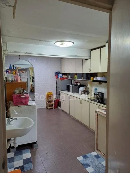 3 Room (3I) HDB for Rent in  4 Marine Terrace - Image 5