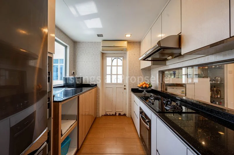 3 Bed Condo for Sale in The Makena - Image 4