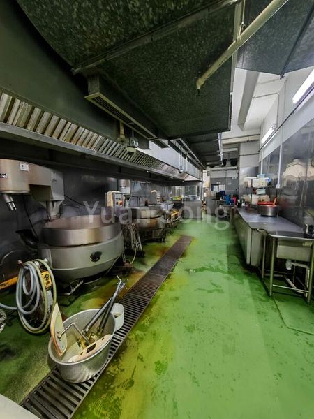 Light Industrial (B1) for Rent: Harper Point - Image 1