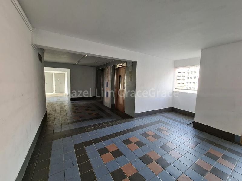 5 Room (5I) HDB for Rent in  396 Tampines Avenue 7 - Image 11