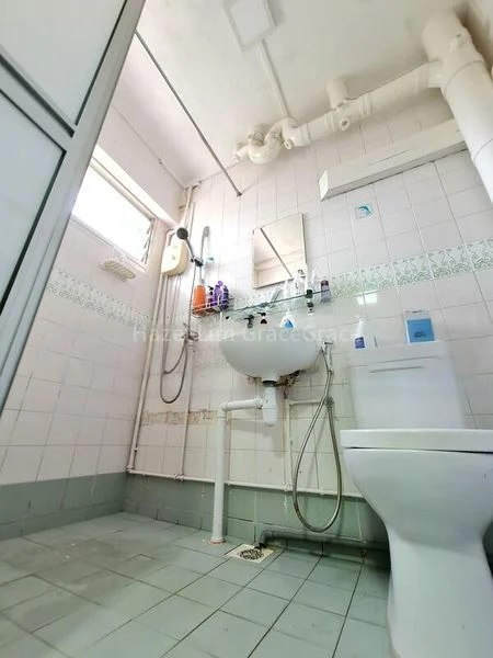 5 Room (5I) HDB for Rent in  396 Tampines Avenue 7 - Image 17