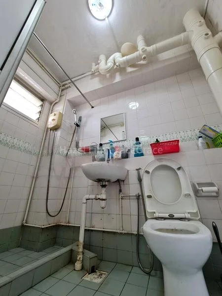 5 Room (5I) HDB for Rent in  396 Tampines Avenue 7 - Image 16