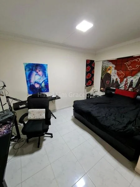 5 Room (5I) HDB for Rent in  396 Tampines Avenue 7 - Image 12