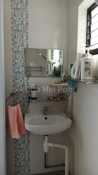 Common Room (HDB) for Rent in  476 Jurong West Street 41 - Image 4