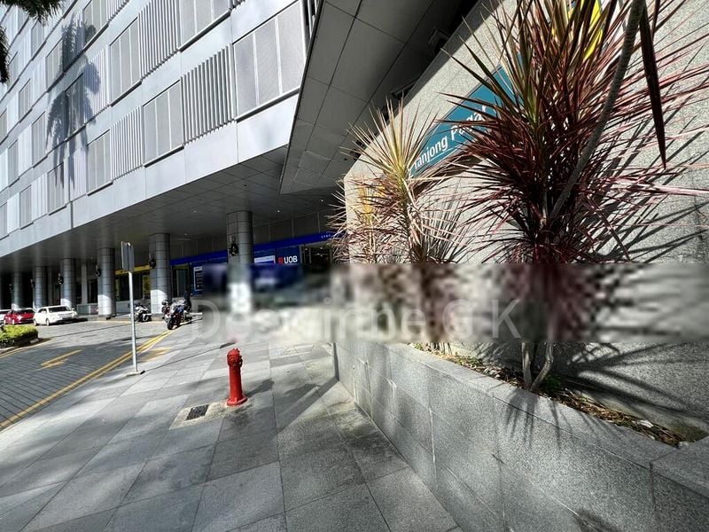 Office for Sale: International Plaza - Image 17