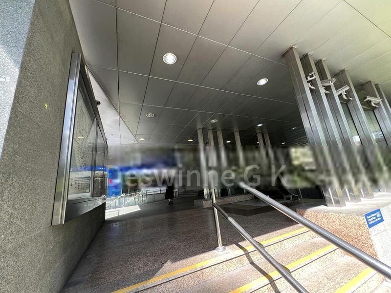 Office for Sale: International Plaza - Image 15