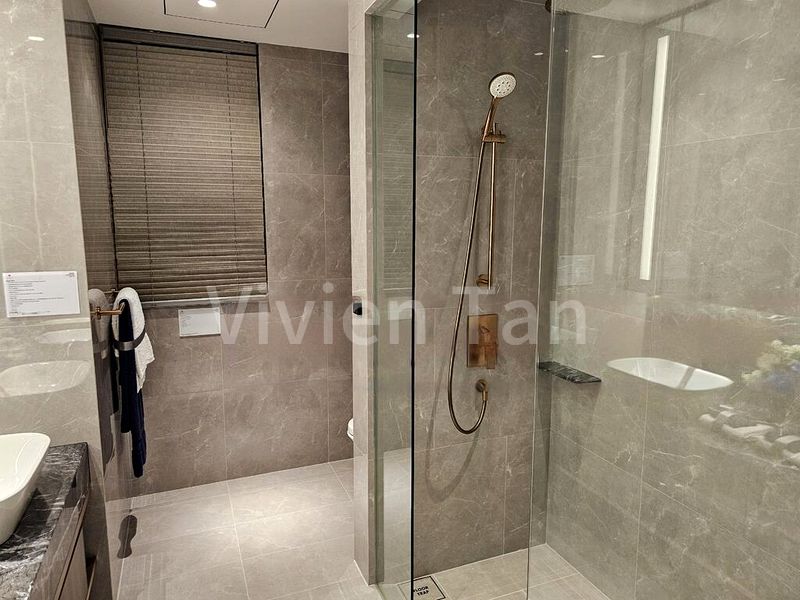 5 Bed Condo for Sale in Grand Dunman - Image 4