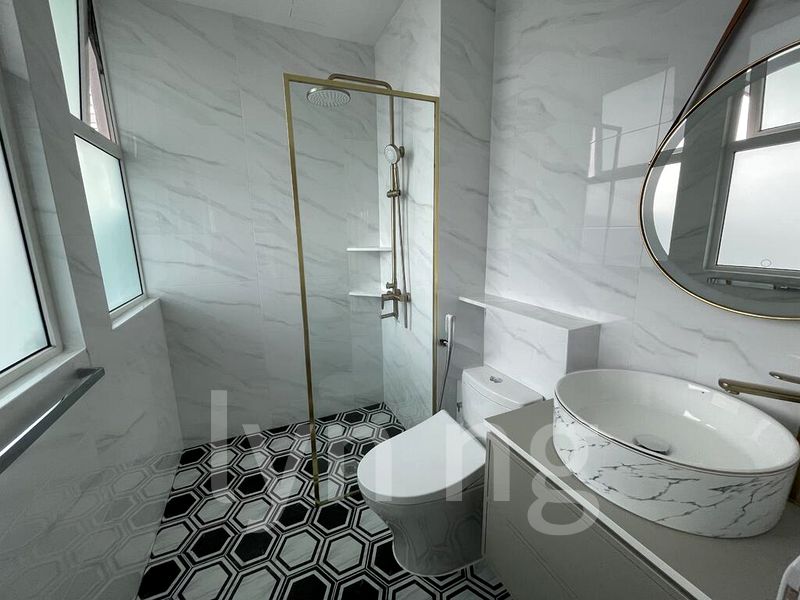 5 Bed Corner Terrace (Landed) for Sale in Ang Mo Kio Avenue 3 - Image 5