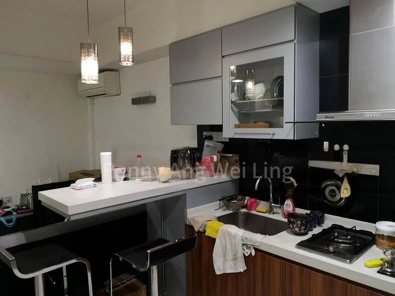 1 Bed Apartment (Condo) for Rent in  International Plaza - Image 7