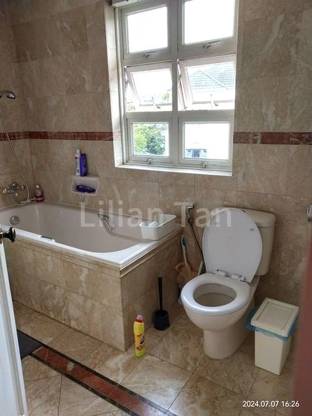 6 Bed Semi-Detached House (Landed) for Rent in  Regent Villas - Image 3