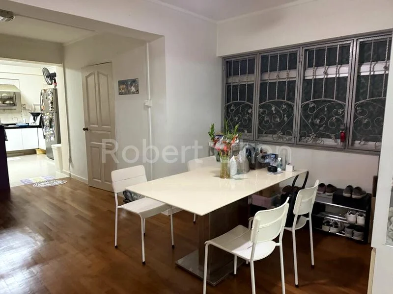 5 Room (5I) HDB for Sale in  286 Bukit Batok East Avenue 3 - Image 3