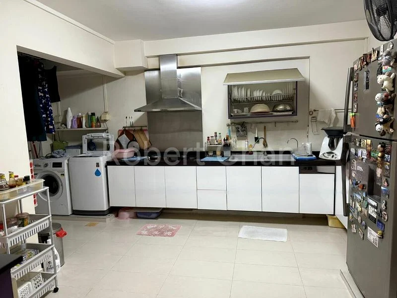 5 Room (5I) HDB for Sale in  286 Bukit Batok East Avenue 3 - Image 5