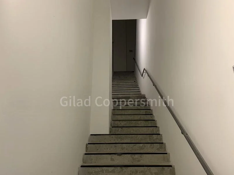 Light Industrial (B1) for Rent: Nordcom II - Image 4