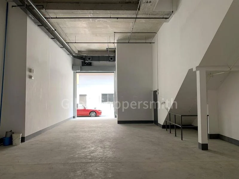 Light Industrial (B1) for Rent: Nordcom II - Image 16