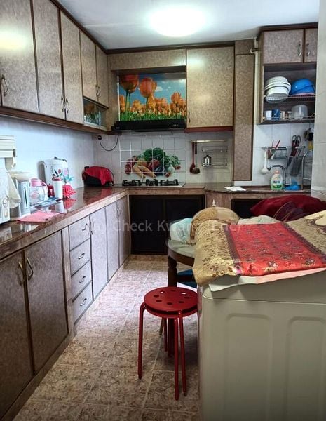 Common Room (HDB) for Rent in  54 Kent Road - Image 4