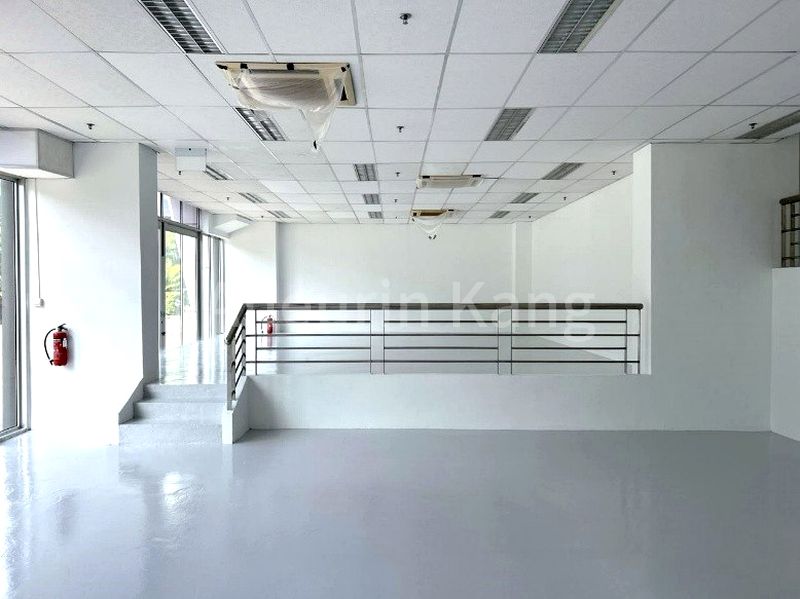 Light Industrial (B1) for Rent in  Harbourside Building 2 - Image 5