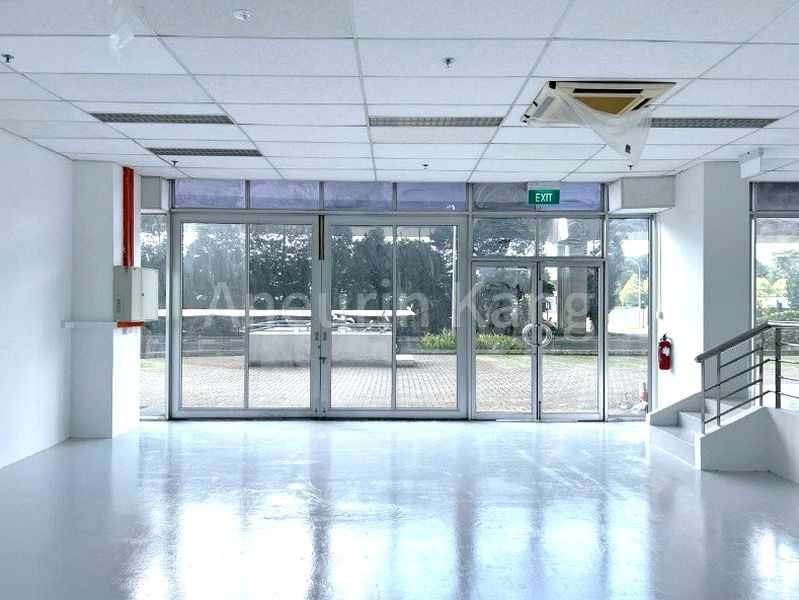 Light Industrial (B1) for Rent in  Harbourside Building 2 - Image 4