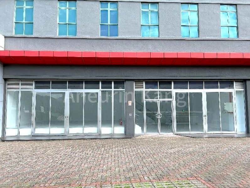Light Industrial (B1) for Rent in  Harbourside Building 2 - Image 3