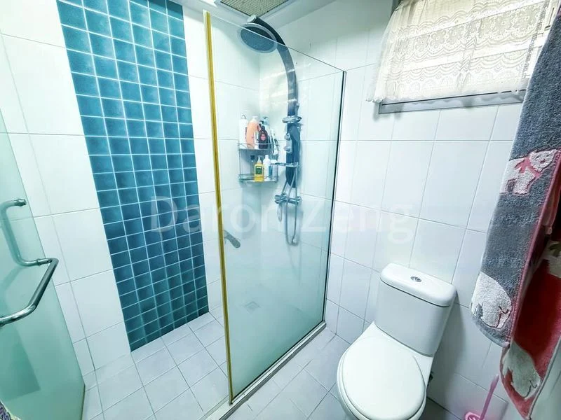 5 Room (5I) HDB for Sale in  416B Fernvale Link - Image 7