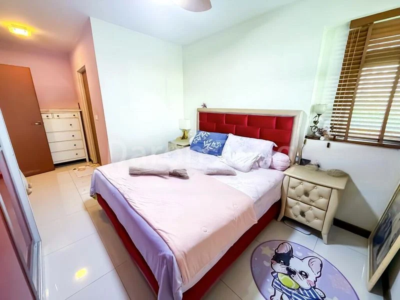 5 Room (5I) HDB for Sale in  416B Fernvale Link - Image 4