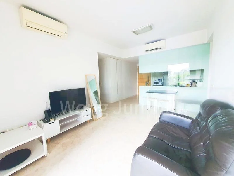 2 Bed Condo for Rent in  The Lakefront Residences - Image 10