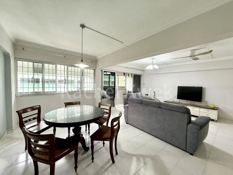 Executive HDB for Rent in  325 Yishun Central - Image 3