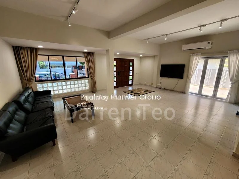 4 Bed Semi-Detached House (Landed) for Rent in Lutheran Road - Image 8