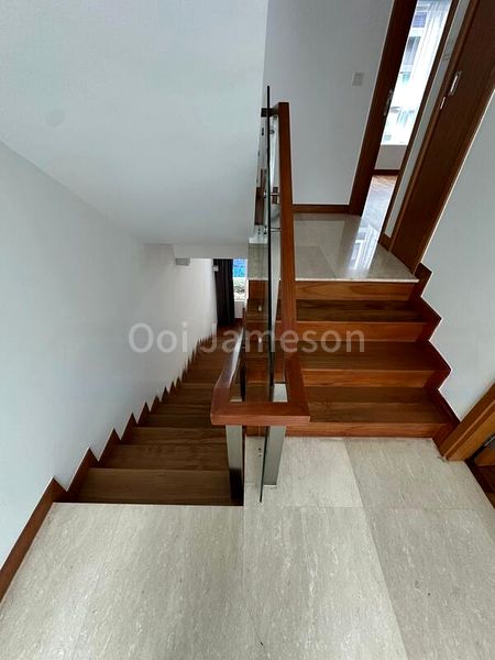5 Bed Cluster House (Landed) for Sale in  Cabana - Image 5