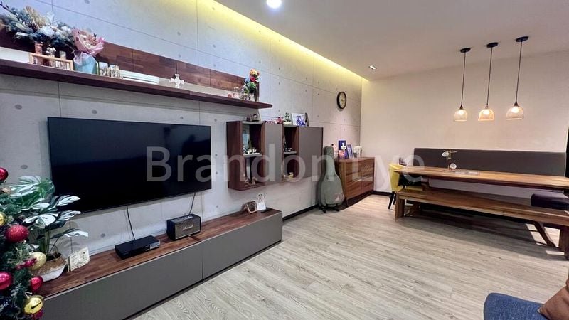 3 Bed Executive Condo for Sale in  Lake Life - Image 3