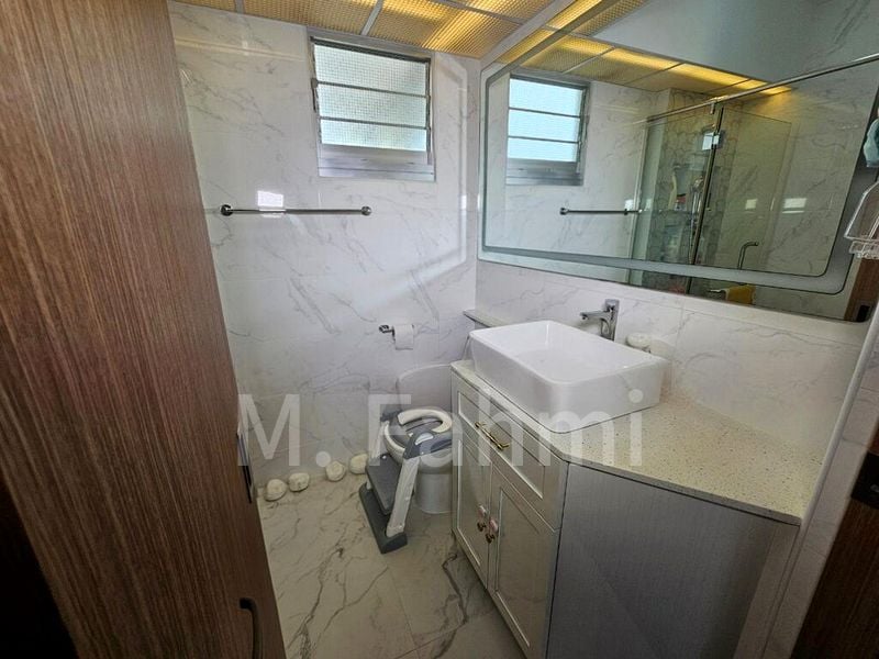 5 Room (5A) HDB for Sale in  406A Northshore Drive - Image 6