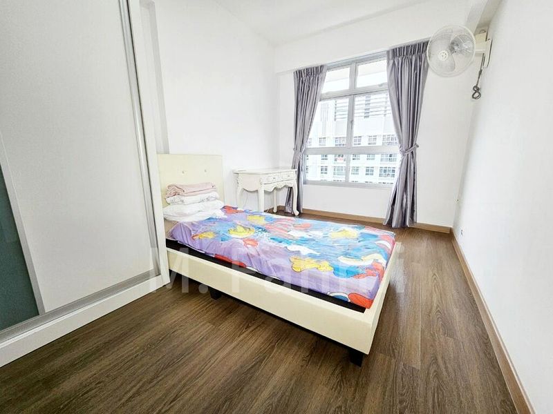 5 Room (5A) HDB for Sale in  406A Northshore Drive - Image 11