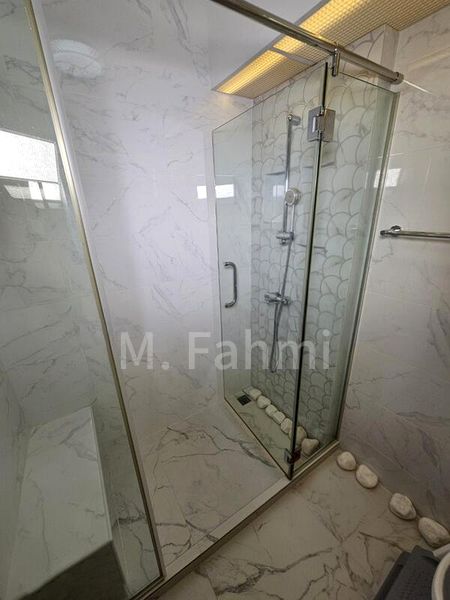 5 Room (5A) HDB for Sale in  406A Northshore Drive - Image 9