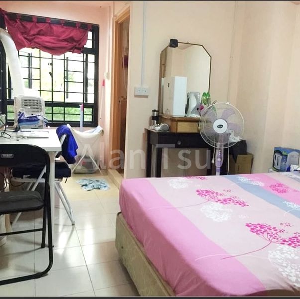 Common Room (HDB) for Rent in  9 Holland Avenue - Image 1