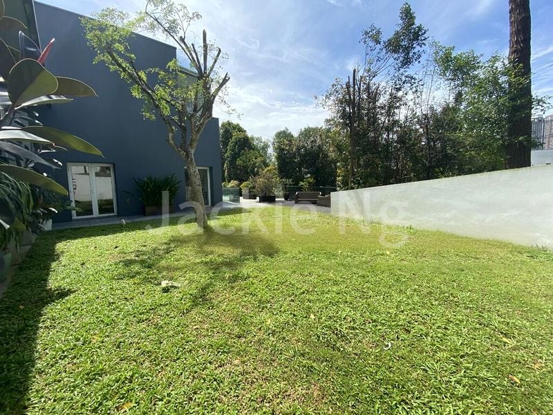 6 Bed Bungalow (Landed) for Rent in  Peirce Villas - Image 2