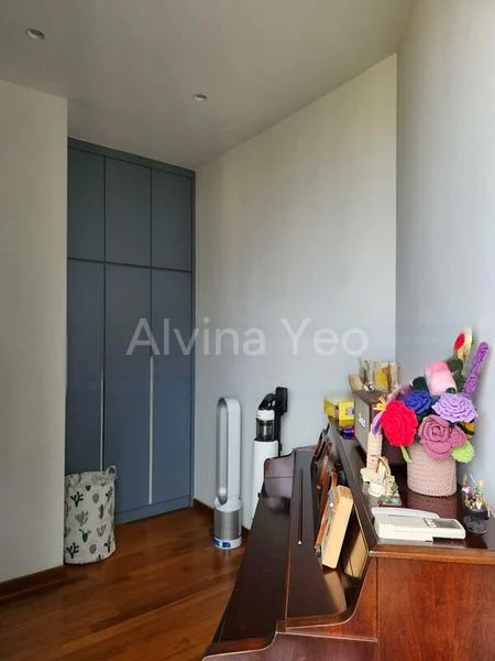 3 Bed Condo for Sale in  The Crest - Image 2