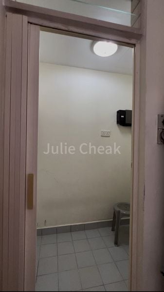 2 Bed Condo for Rent in  The Bayshore - Image 32