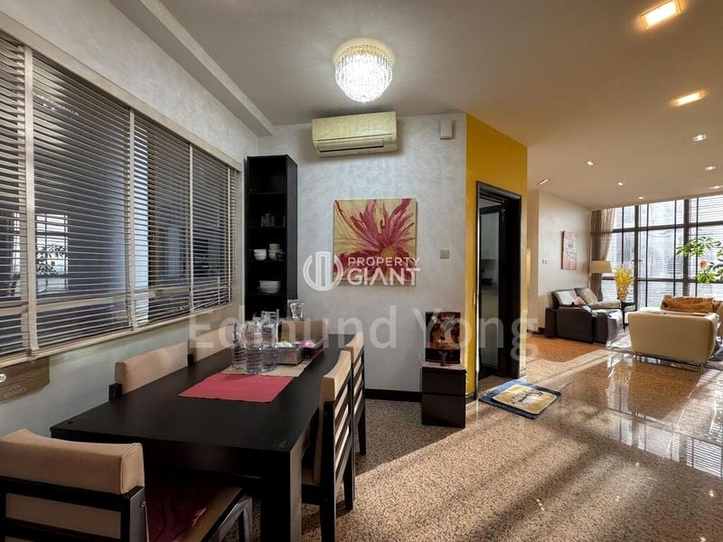 2 Bed Condo for Rent in  The Bayshore - Image 4