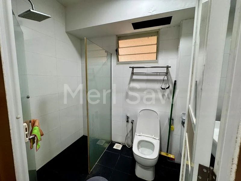 Common Room (HDB) for Rent in  296 Punggol Central - Image 5