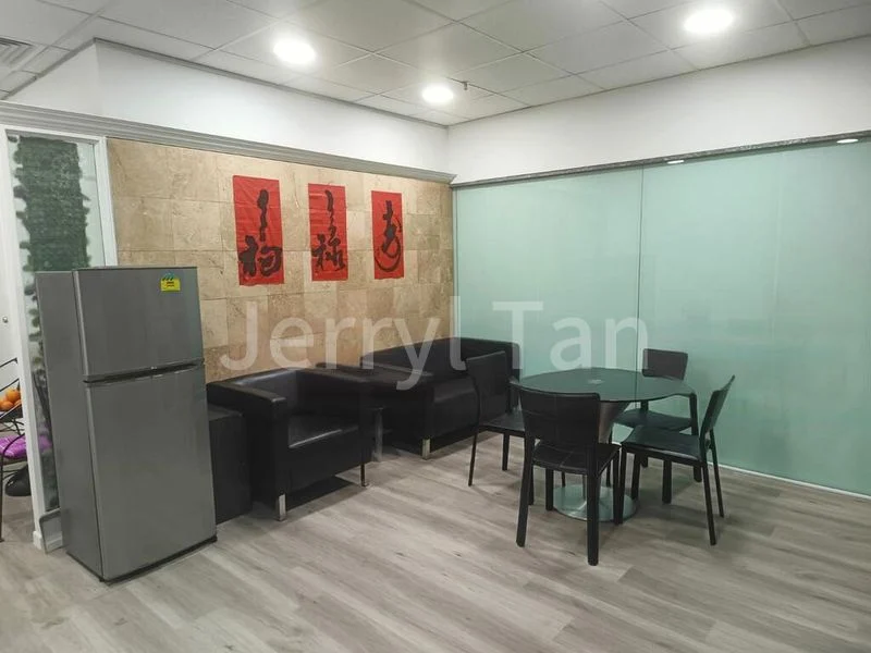 Office for Rent: Highland Centre - Image 3