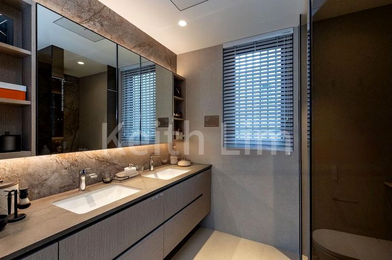 5 Bed Condo for Sale in Holland Avenue - Image 4