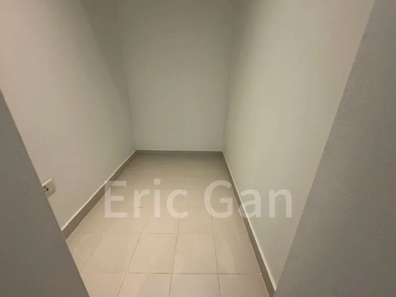 2 Bed Condo for Rent in  Lloyd Sixtyfive - Image 14