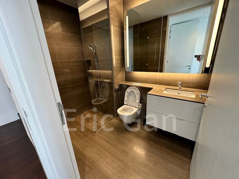 2 Bed Condo for Rent in  Lloyd Sixtyfive - Image 8