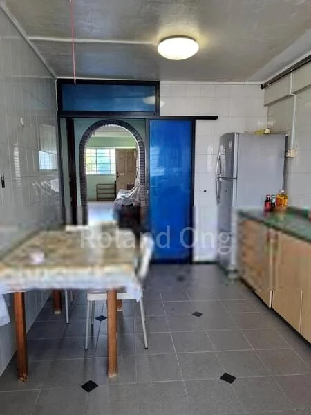 4 Room (4STD) HDB for Rent in  179 Ang Mo Kio Avenue 5 - Image 4